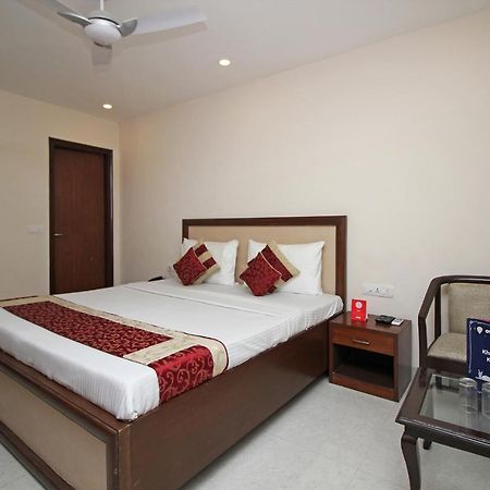 OYO 9028 Hotel Blu Pebbles Neu-Delhi Exterior foto