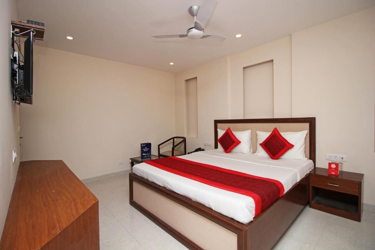 OYO 9028 Hotel Blu Pebbles Neu-Delhi Exterior foto