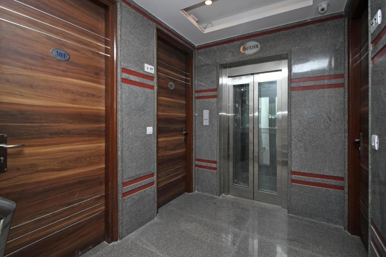 OYO 9028 Hotel Blu Pebbles Neu-Delhi Exterior foto