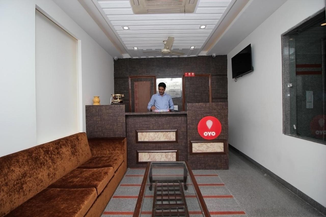 OYO 9028 Hotel Blu Pebbles Neu-Delhi Exterior foto